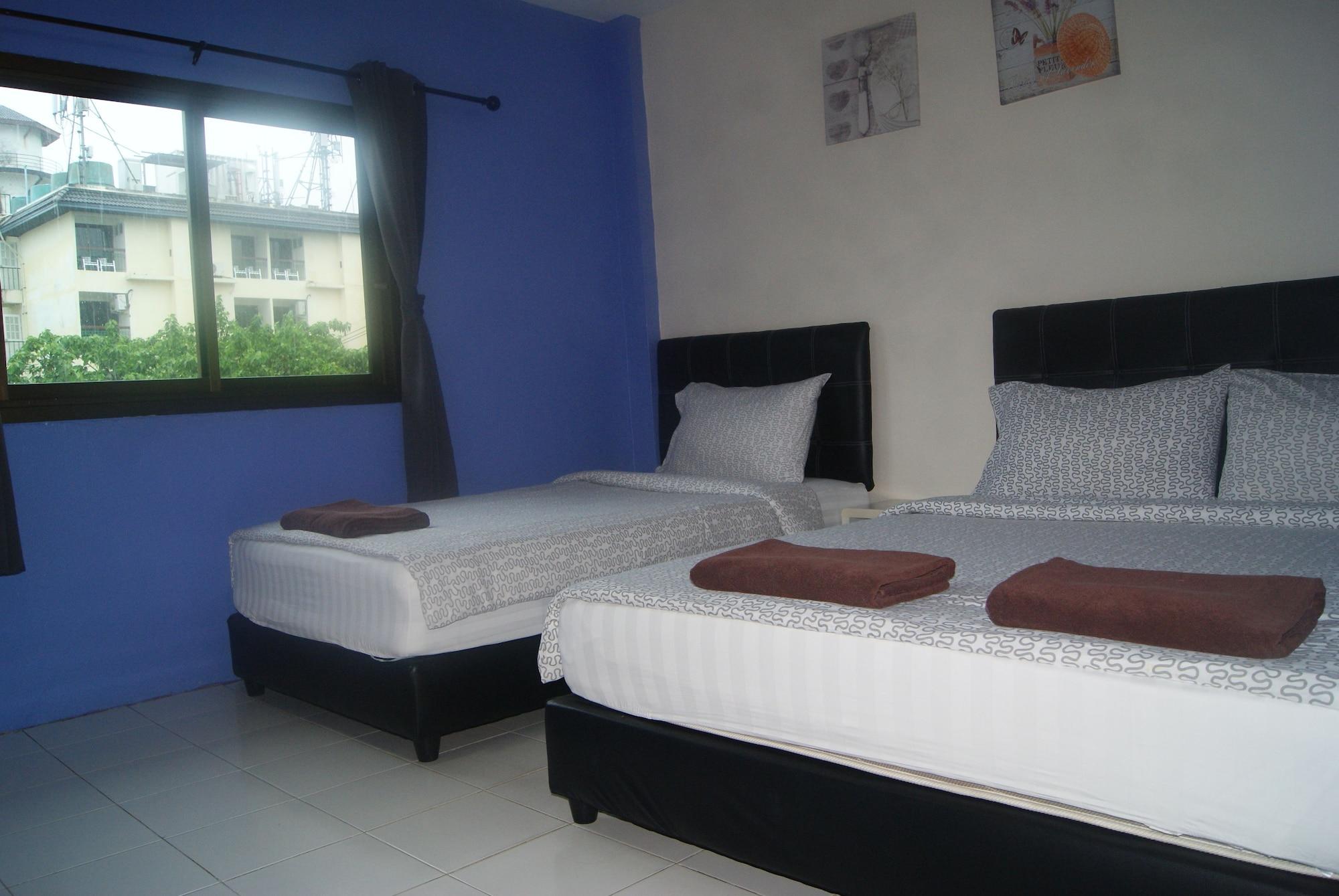 Pineapple Guesthouse Karon Ngoại thất bức ảnh
