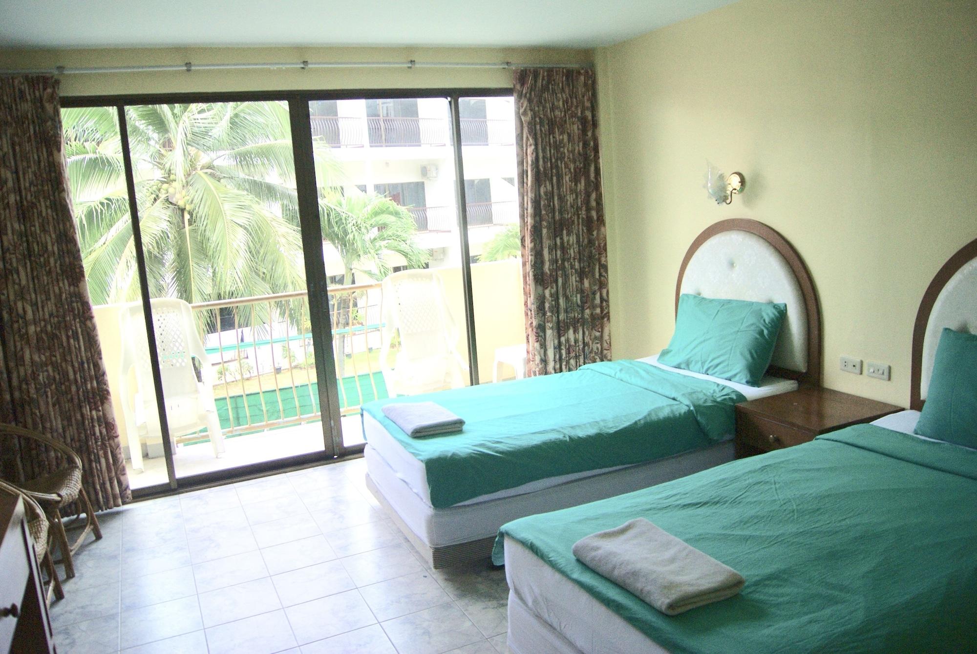 Pineapple Guesthouse Karon Ngoại thất bức ảnh
