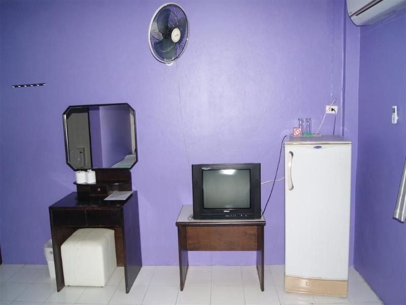 Pineapple Guesthouse Karon Ngoại thất bức ảnh