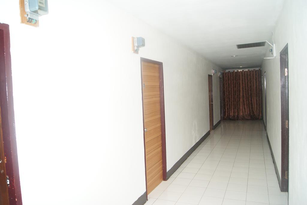 Pineapple Guesthouse Karon Ngoại thất bức ảnh