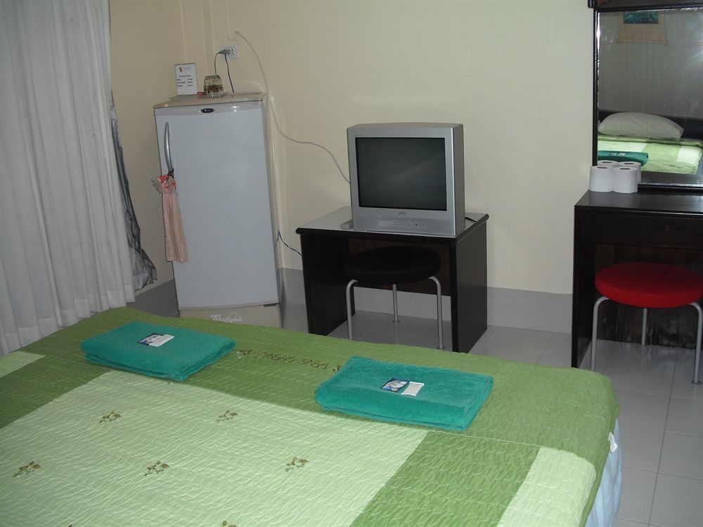 Pineapple Guesthouse Karon Ngoại thất bức ảnh