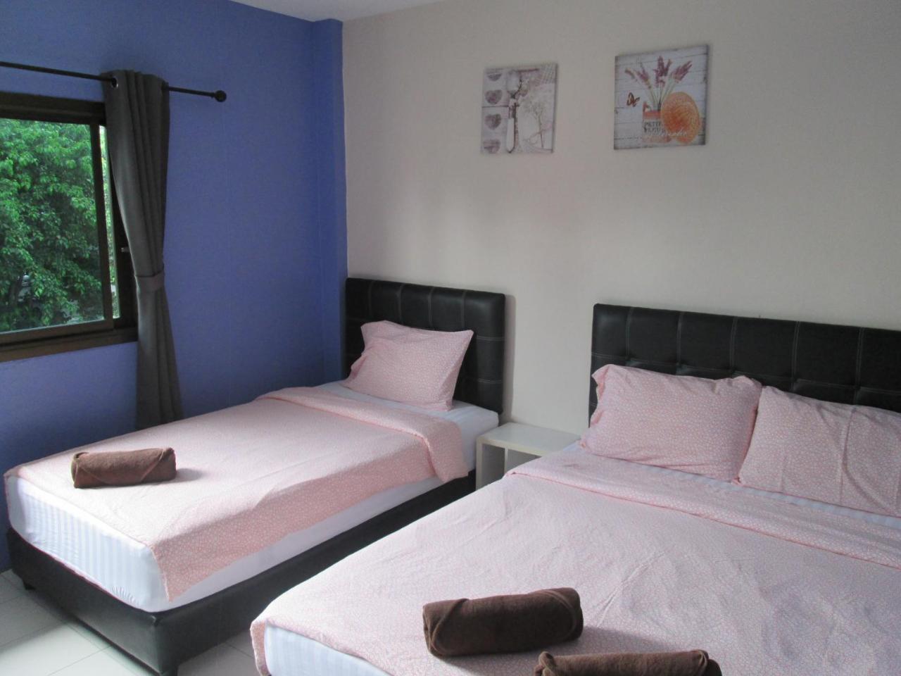 Pineapple Guesthouse Karon Ngoại thất bức ảnh