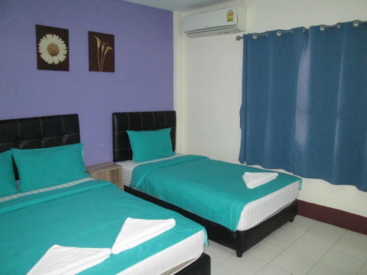 Pineapple Guesthouse Karon Ngoại thất bức ảnh